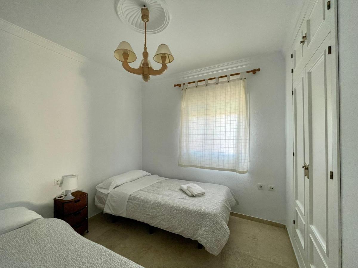Chalet Eden Azul Chiclana de la Frontera Exteriör bild